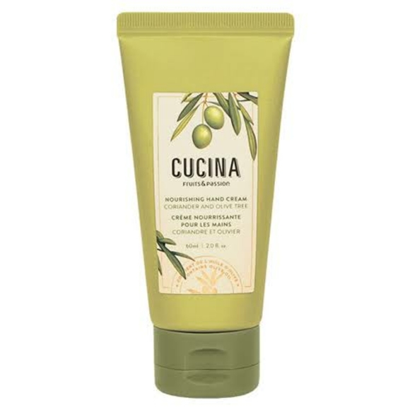 Cucina Fruits and Passion Nourishing hand creams Great purse/travel size 60ml - Picture 9 of 10